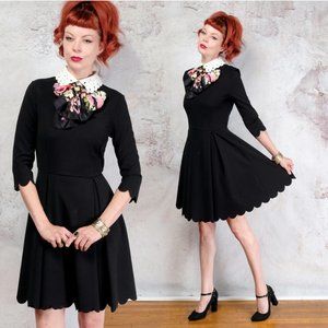 Black scalloped hemmed mini dress white collar